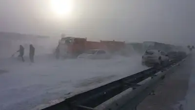 Фото: УЧС Темиртау, фото - Новости Zakon.kz от 11.01.2018 18:54