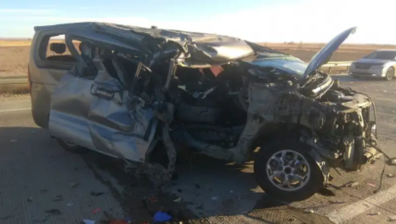 В жутком ДТП погибли два человека в Туркестанской области