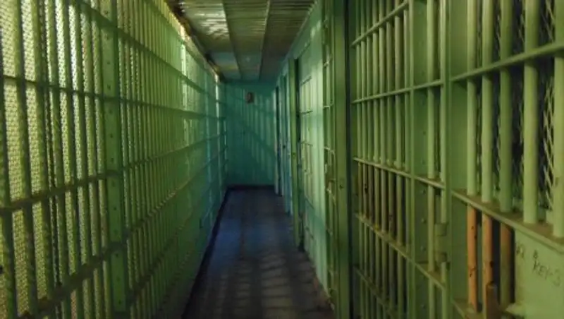 К 11 годам приговорили 23-летнего студента из ЮКО за убийство