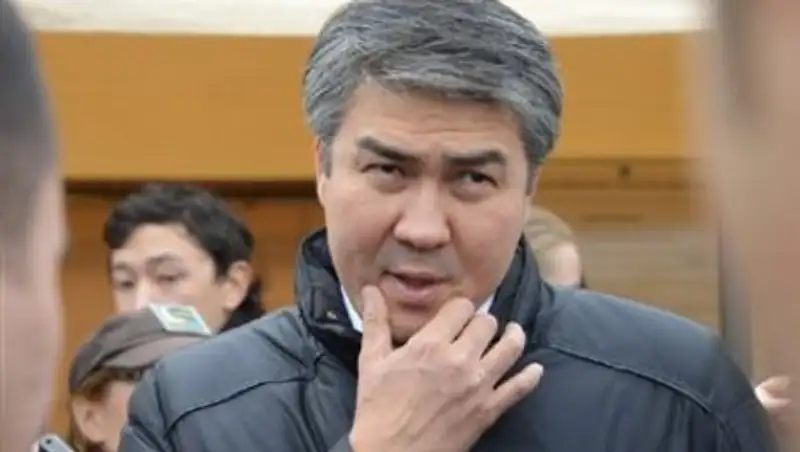 Исекешев поручил немедленно обеспечить поставку новых автобусов в столицу