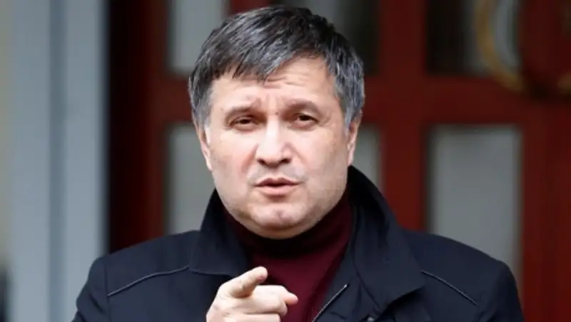 Киев сообщил о согласии Интерпола объявить в розыск трех соратников Януковича