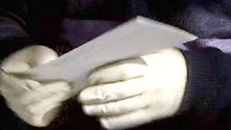 Военные США по ошибке разослали споры сибирской язвы