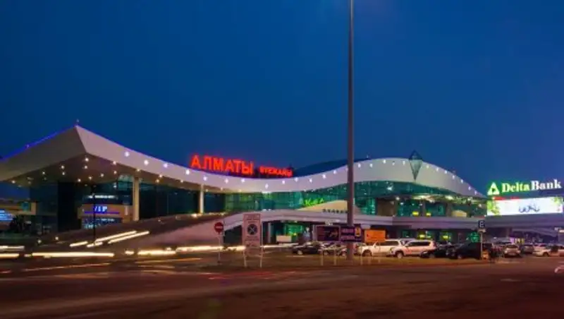 В аэропорту Алматы задержаны 10 авиарейсов