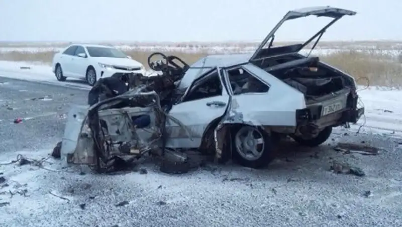 Жуткое ДТП со смертельным исходом в СКО попало на видео