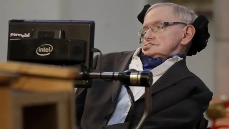 Последним страхом Стивена Хокинга было появление суперлюдей