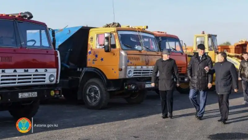 В Астане около 2 тыс единиц техники будет задействовано в уборке города в зимний период
