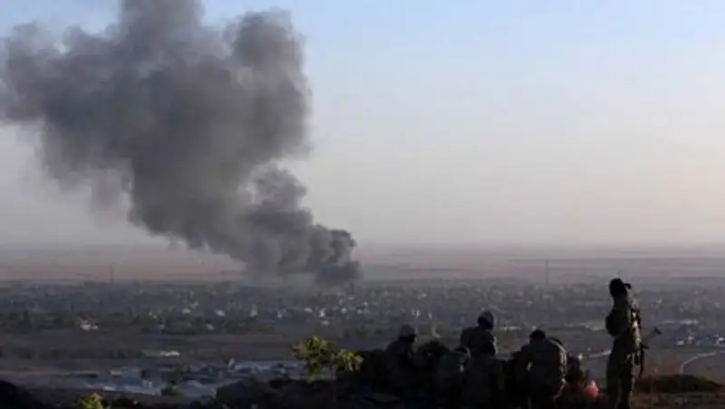 США нанесли третью серию авиаударов по иракским исламистам