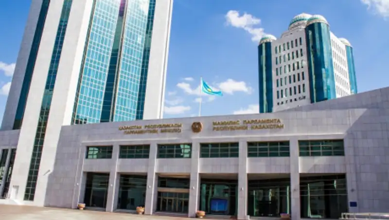 Пленарное заседание Мажилиса Парламента РК