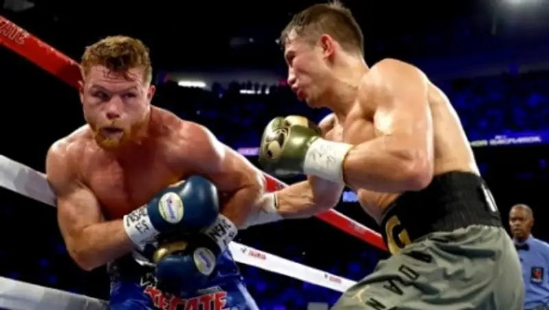 Художник из Уэльса посвятил картины первому бою Головкина и "Канело"