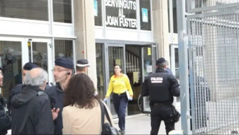 Испанский школьник напал на учителей с арбалетом