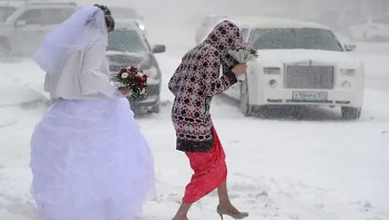 В Челябинске выпала двухмесячная норма снега