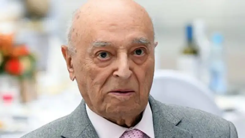 У актера Владимира Этуша похитили 28 миллионов рублей