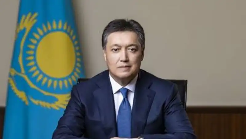 Аскар Мамин поздравил казахстанцев с Днем столицы