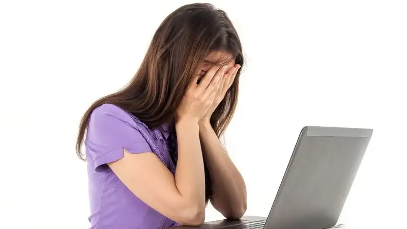 Врач перечислила симптомы хронического стресса