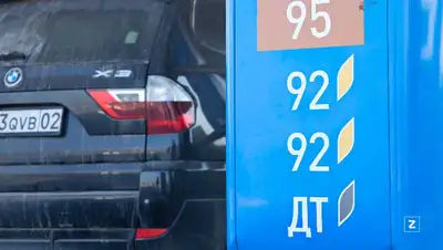 цены на бензин, фото - Новости Zakon.kz от 20.12.2021 10:06