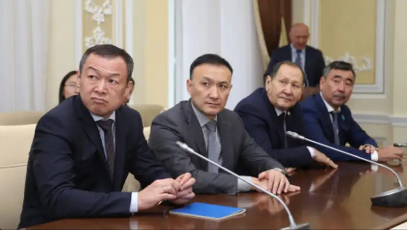 Аким ЗКО предложил предпринимателям региона воспользоваться инструментами МФЦА