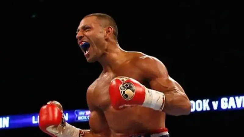 Я собираюсь побить Головкина за счет своей скорости и силы удара - Келл Брук