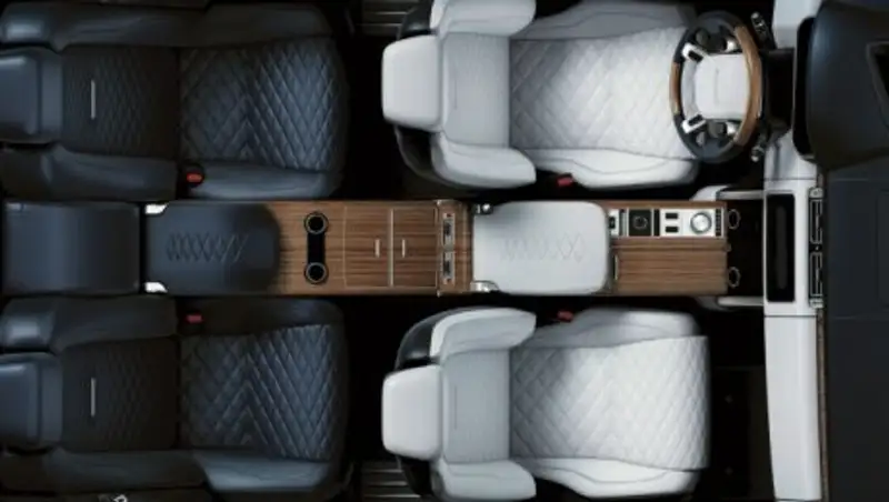 Анонсирован дебют внедорожника Range Rover SV Coupe