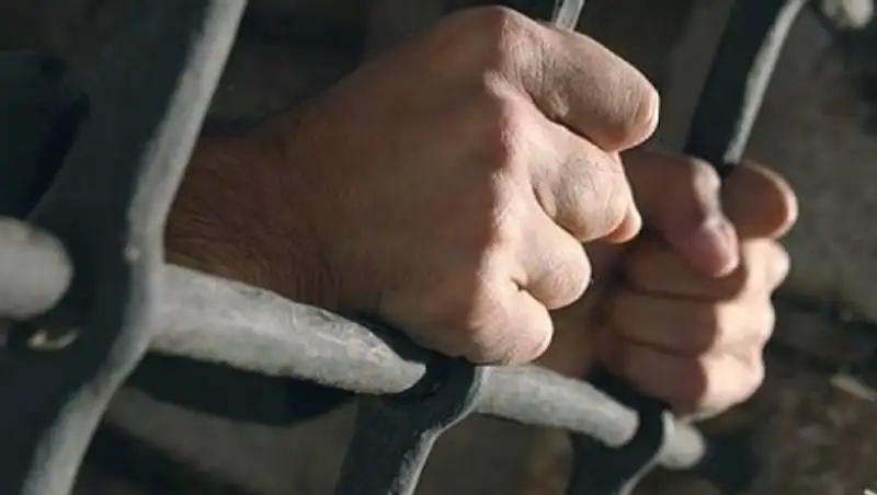 В Казахстане за принуждение к участию в забастовке могут лишить свободы на три года