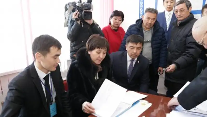 В Актобе Т. Дуйсенова ознакомилась с ходом реализации пилотного проекта «е-ХАЛЫҚ»