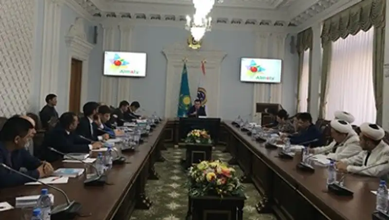 В Алматы продолжается работа по профилактике религиозного экстремизма и терроризма