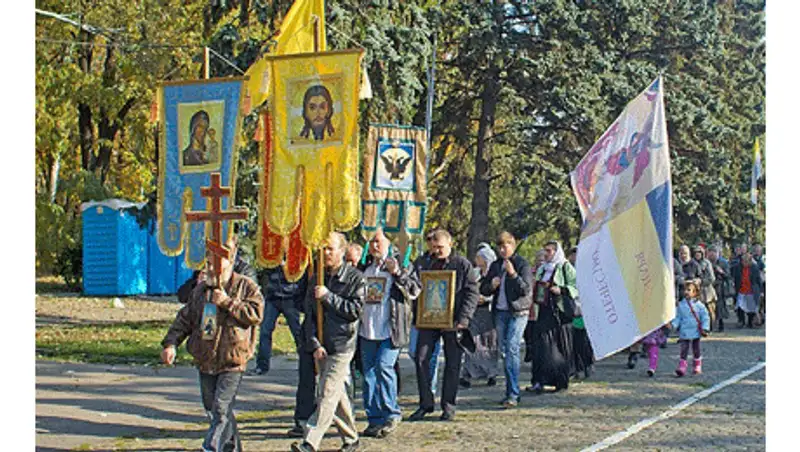 В Одессе провели крестный ход против евроинтеграции, фото - Новости Zakon.kz от 14.10.2013 22:04