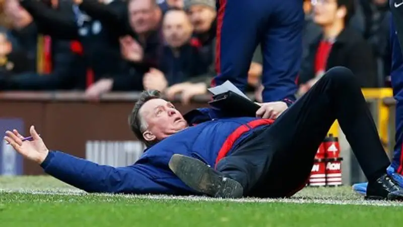 «F**k off and die». За что от тренеров требовали извинений