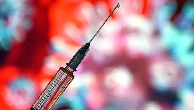 Названы ориентировочные цены на вакцины от COVID-19