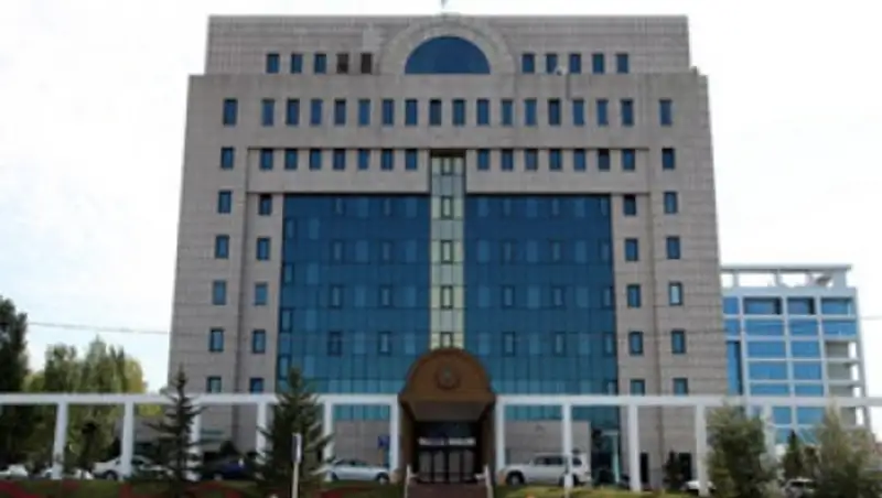 Во всех регионах Казахстана открылись избирательные участки