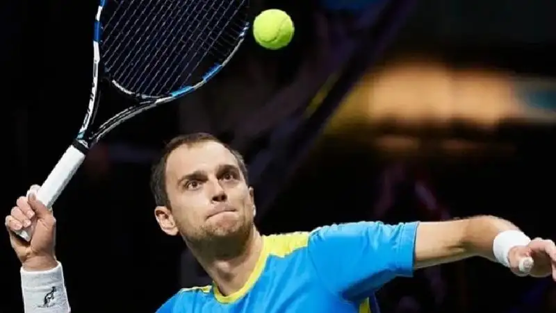 Недовесов не смог пробиться в финал испанского Челленджера