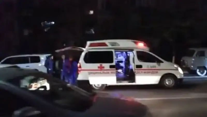 В Актау девушку сбила машина