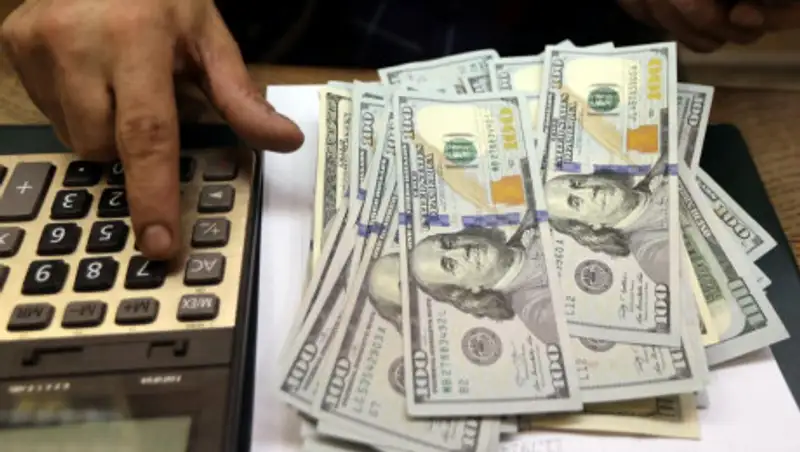 Доллар выше 400: предпосылки, ожидания и реальность