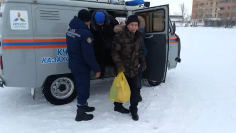 Автобус с 11 пассажирами спасли в Аркалыке на трассе