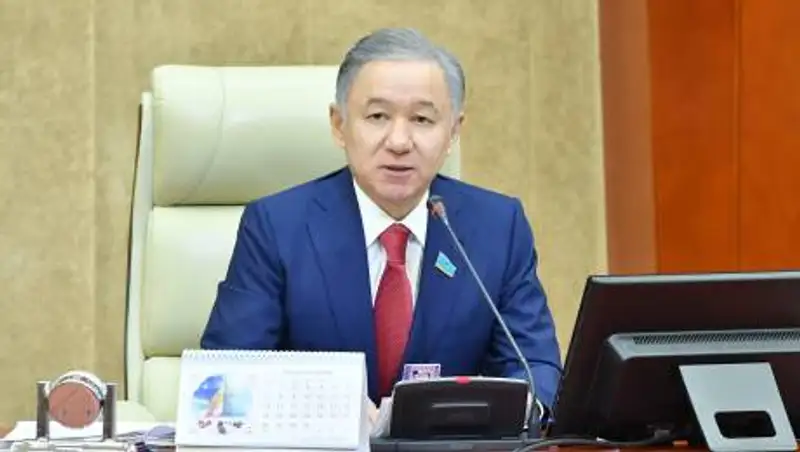 Нигматулин: По закону водителю не нужно будет иметь при себе права