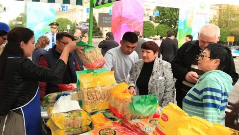 Жамбылская область представила 216 тонн продукции на ярмарке в Алматы