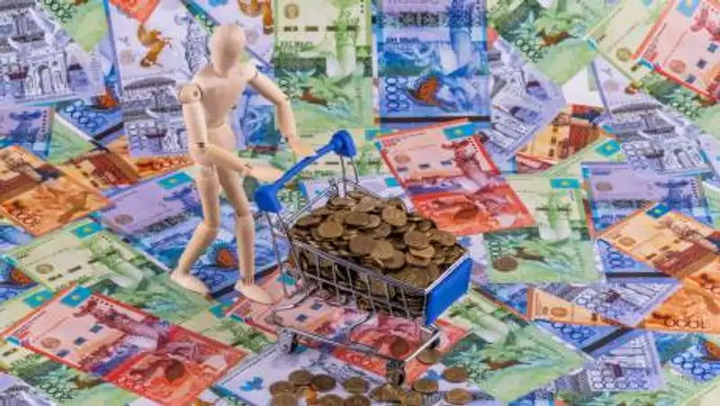 На 274,5 млрд тенге больше собрали налогов в бюджет
