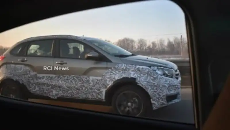 Прототип LADA XRAY Cross сфотографировали в Тольятти