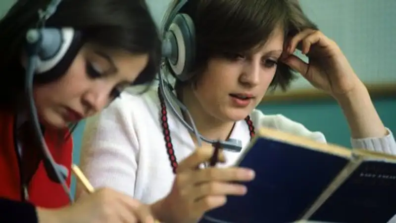 Более 5 тыс учителей в год будут обучаться на курсах английского языка в РК