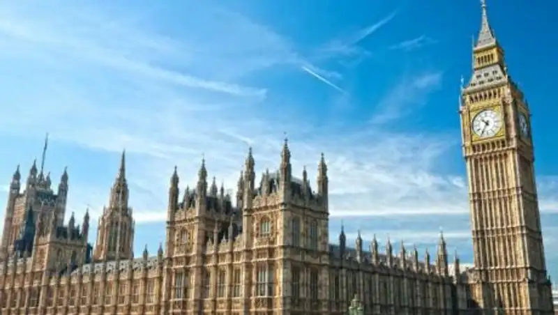 Парламент Британии поддержал проведение досрочных выборов 8 июня