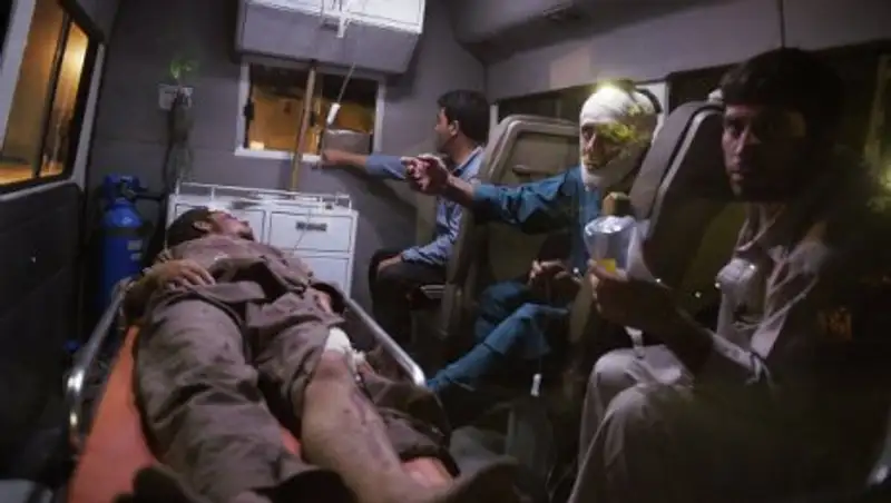 Число жертв теракта в Кабуле достигло 80 человек