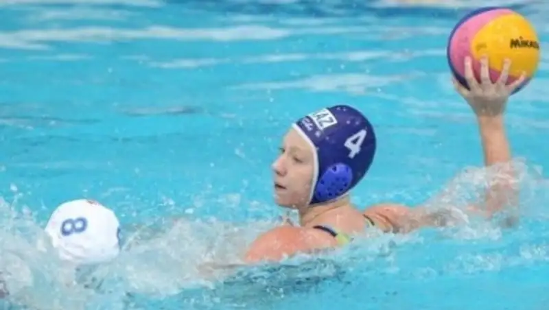 Первая победа женского ватерпольного клуба «Айша-Биби» в рамках чемпионата России