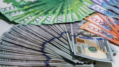 Деньги, доллары, тенге, Нацфонд, фото - Новости Zakon.kz от 05.04.2022 12:47