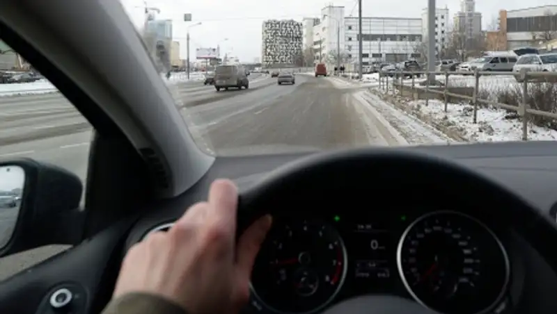 Около 40 тыс. водителей в Казахстане лишены прав в 2015 году