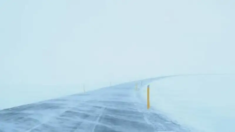 Из-за ухудшения погоды из Нур-Султана закрыли дороги республиканского значения