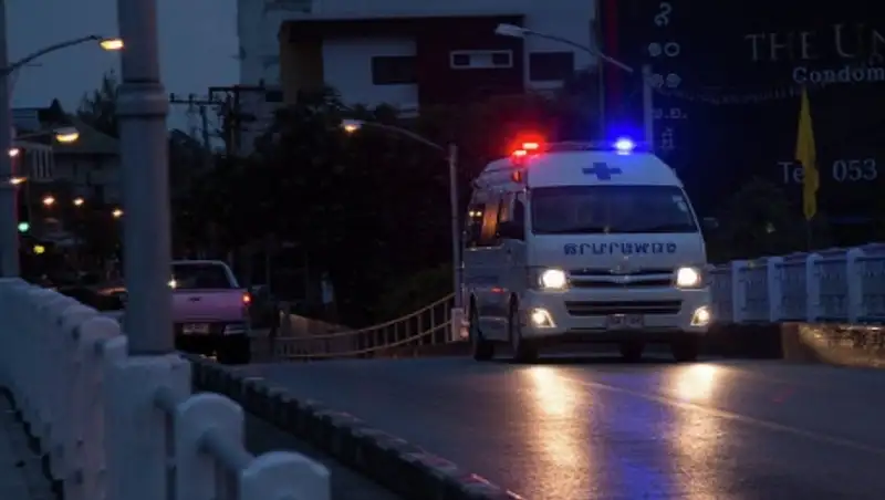 На юге Таиланда в ДТП с автобусом пострадали 27 школьников