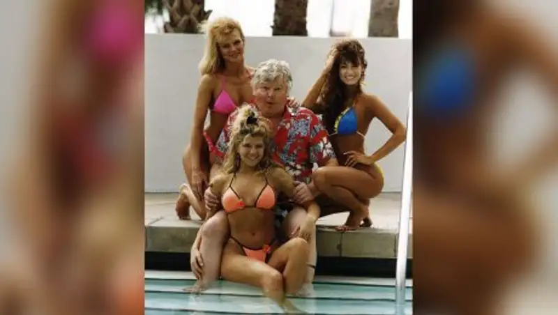 Бенни Хилла обвинили в домогательствах