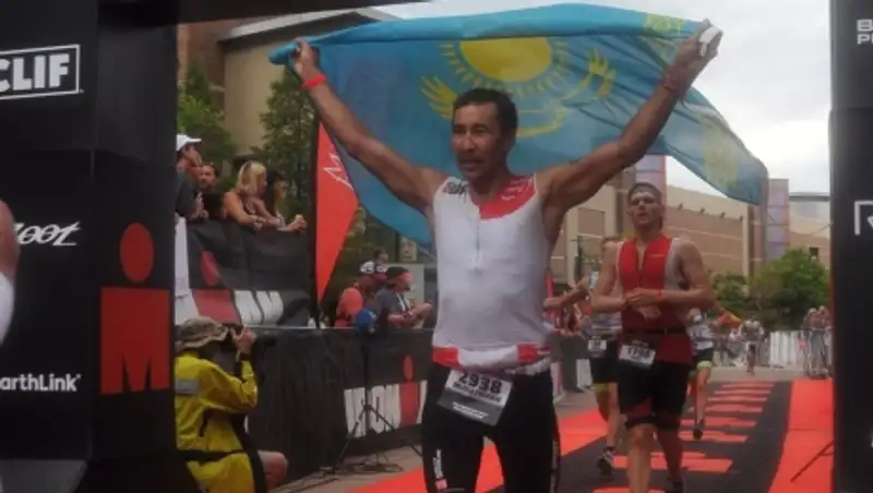 Казахстанский триатлет установил новый рекорд на чемпионате в Техасе