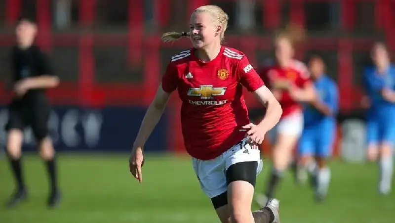 Дочь Сульшера сыграла первый исторический матч за «Манчестер Юнайтед»