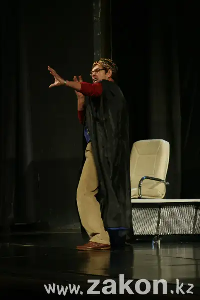 Сегодня в театре им. М.Ю. Лермонтова состоится премьера спектакля «Отель двух миров» (фото) Сегодня в театре им. М.Ю. Лермонтова состоится премьера спектакля «Отель двух миров» (фото), фото - Новости Zakon.kz от 17.02.2012 18:15