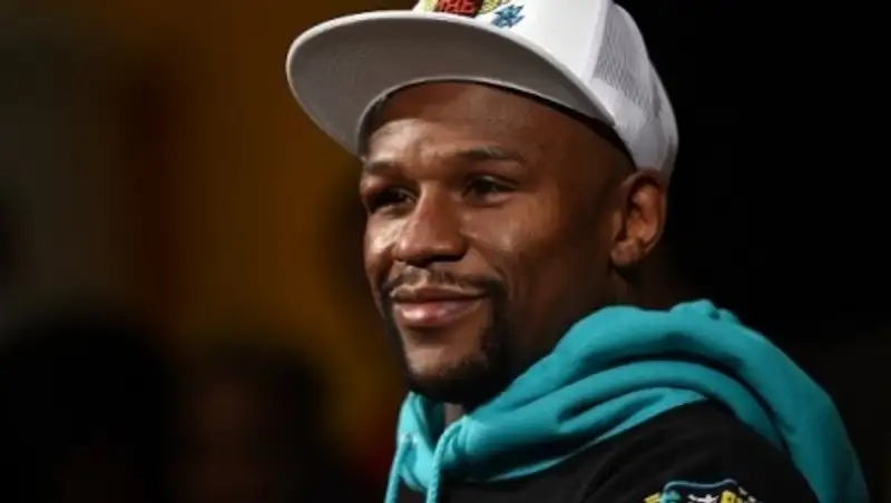 Мейвезер: Я мог бы побить Головкина, но жалобы не прекратились бы